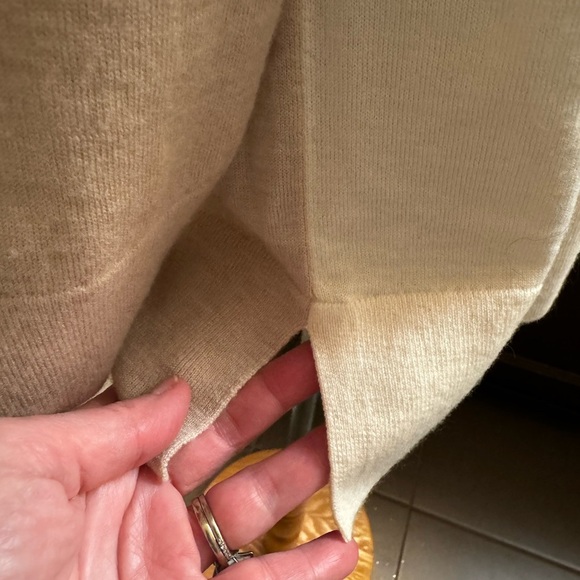 MERINO WOOL BANANA REPUBLIC Crew Neck Women’s Sweater Quiet Luxury Neutral EUC - Picture 10 of 15